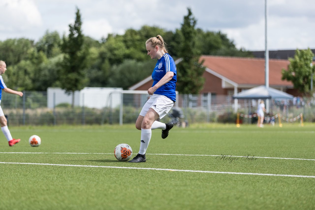 Bild 106 - Frauen FSC Kaltenkirchen - SG Daenisch-Muessen : Ergebnis: 7:1